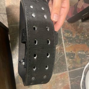 lifting belt, young LA